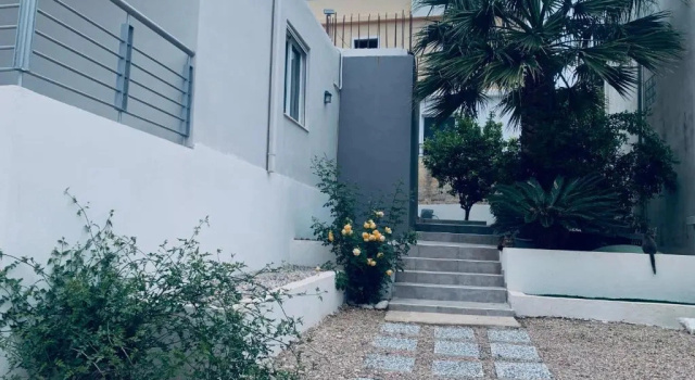 Трёхместный полулюкс Deluxe Thelfi Luxury studio in Attica - close to varkiza beach - Sea view