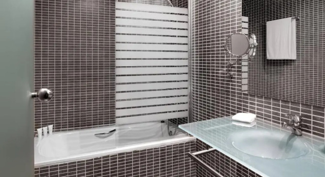 Двухместный номер Standard AC Hotel Recoletos by Marriott