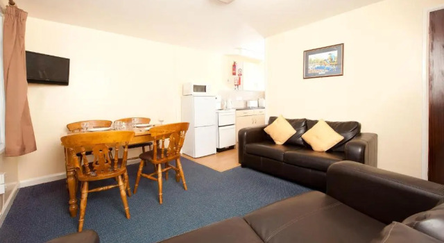 Апартаменты Trelawne Manor Holiday Park