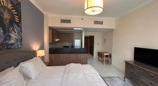 Stylish Studio With Balcony in Downtown Dubai, Забронировать Апартаменты/квартира Дубай Эмират Дубай, рядом с Дубай Молл