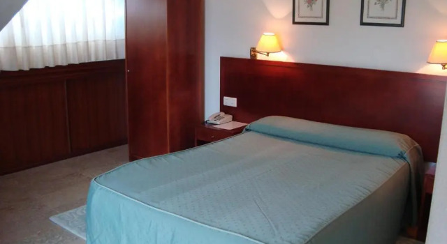 Двухместный номер Standard Мансарда Hotel Bahía Bayona