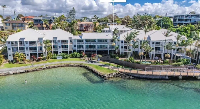 Sunrise Cove 25