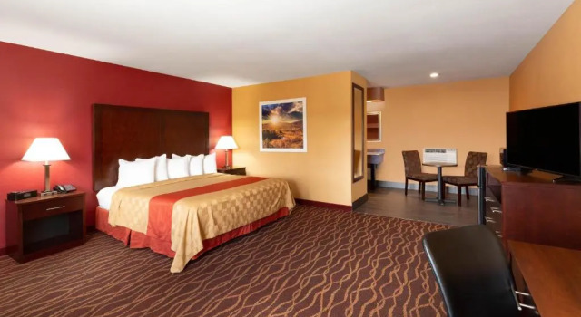 Люкс Rosewood Inn & Suites