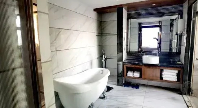 Семейный люкс Huafeng Huatian Holiday Hotel Ningxiang