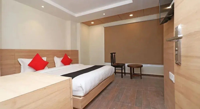 Hotel Triton by OYO Rooms