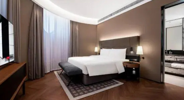 Люкс Deluxe IntercityHotel Dalian Xinghai Square