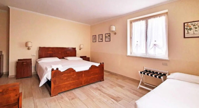 Трёхместный номер Deluxe Borgo alla Sorgente