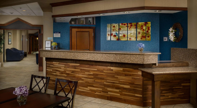 Holiday Inn Express Goldsboro, Varaa Hotelli Goldsboro Pohjois-Carolina