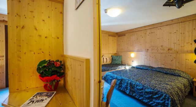 Семейный номер Standard с балконом Hotel Cime DOro
