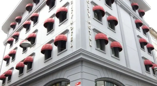 Onka Ci̇ty Hotel, Boek Hotel Hotels in Pendik met parkeren, Parkeren