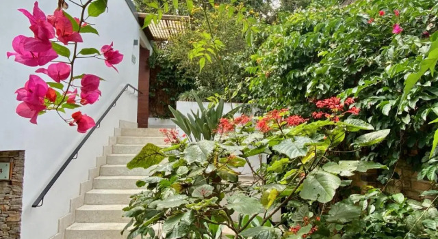 Люкс Superior Hemingways Retreat Kigali