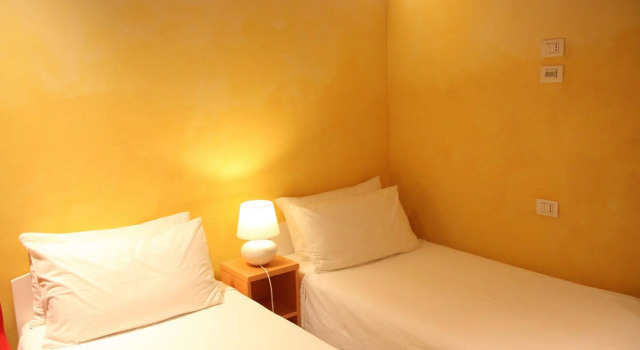 Residence Masone, Varaa Hotelli Hotellit Modena uima-altaalla, lähellä Modena Station, Uima-allas