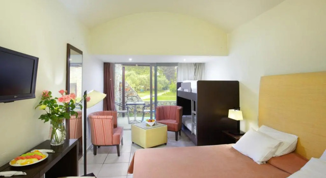 Bomo Olympus Grand Resort, Book Resort Leptokaria 