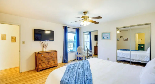 Апартаменты Kitty Hawk Vacation Rental 1 Mi to Beaches!