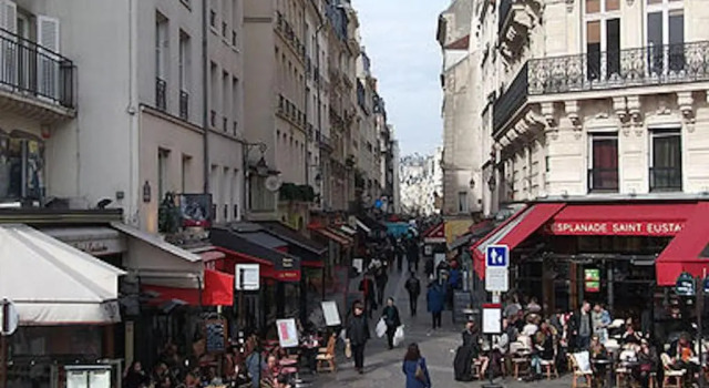 Paris Historic Marais Montorgueil, Забронировать Отель Париж Иль-де-Франс, рядом с Станция метро Rambuteau