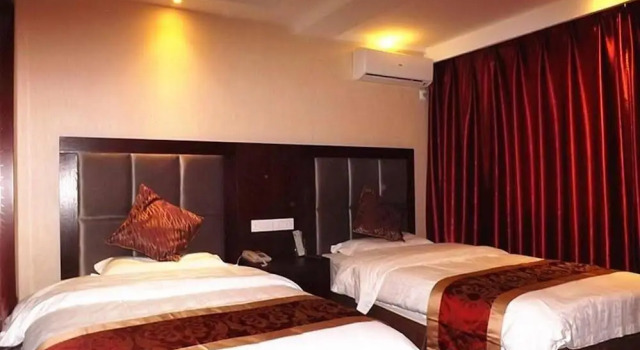 Langshi Holiday Hotel