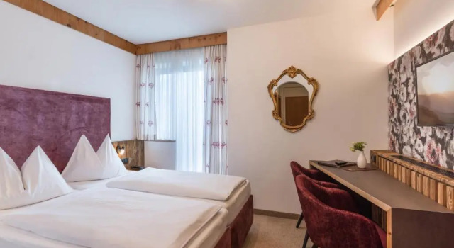 Двухместный номер Standard с балконом Hotel Landhaus Zillertal