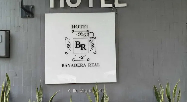 Hotel Bayadera Real, Book Hotel La Candelaria Guayaquil