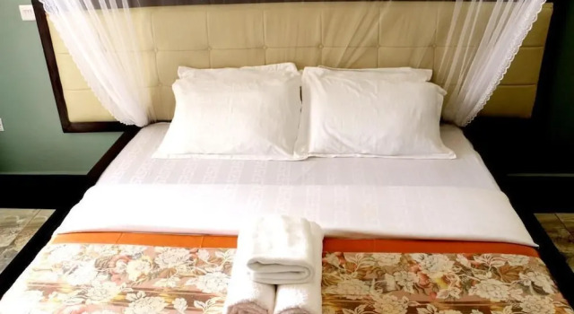 Standard simple chambre avec balcon et Vue jardin The Mansion Hotel Jinja