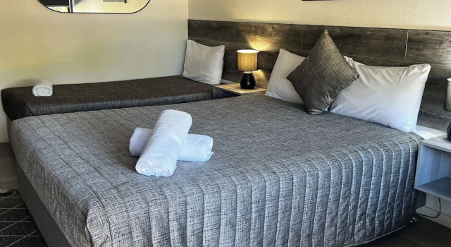 Четырёхместная студия Standard Y Motels Gympie