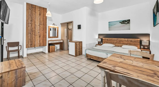 Трёхместный номер Standard с видом на сад Almare Beach