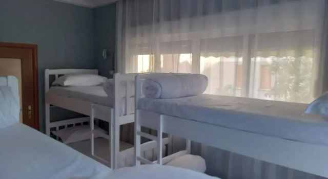 Mandarine hostel, Забронировать Хостел Недорогие отели Тираны, рядом с Skanderbeg Square, недорого