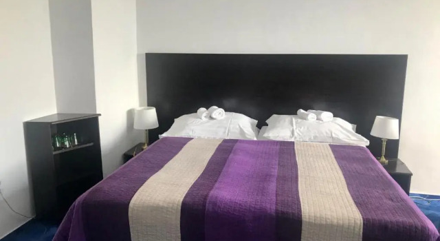 Четырёхместный номер Standard с балконом Hotel Bila Ruze