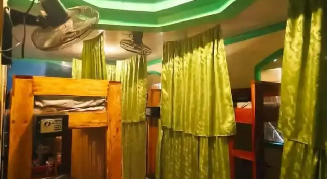 Кровать в общем номере Villa-Atlas Guest House
