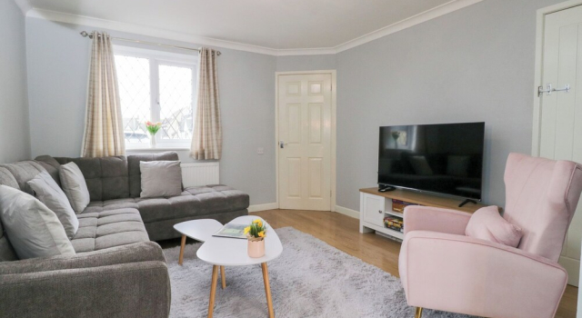 20 Honeycroft