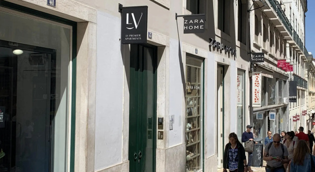 LV Premier Chiado CH7 AC, Central, Elevator