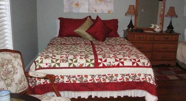 Chesterfield Inn