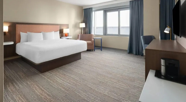 Четырёхместный номер Standard La Quinta Inn & Suites By Wyndham Queens NYC JFK AirTrain