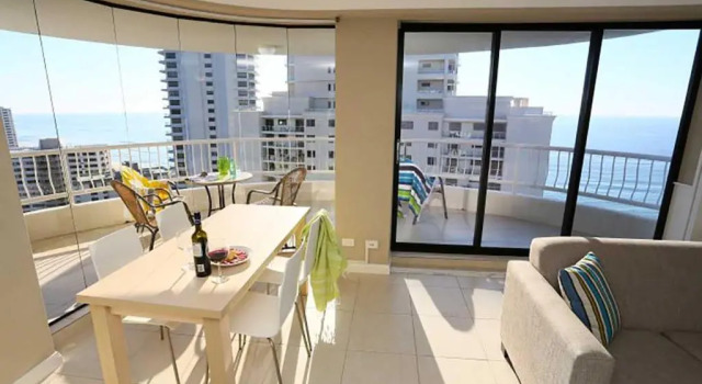 Апартаменты Superior Biarritz Apartments Gold Coast