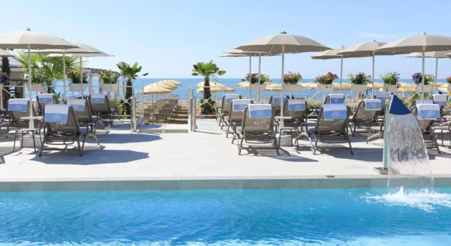 Номер Standard Hotel Cavalieri Palace & Suites