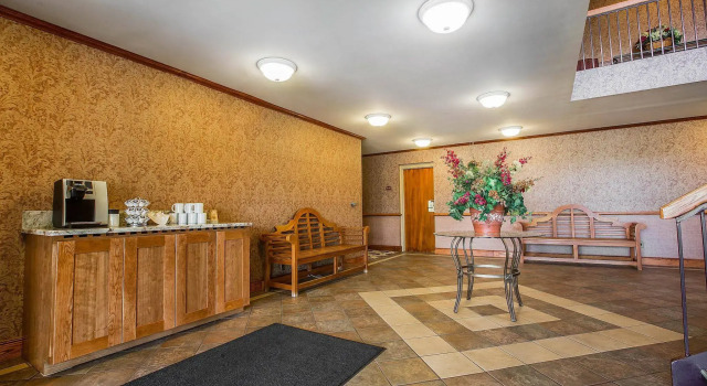 The Inn at Gran View Ogdensburg, an Ascend Collection Hotel, Varaa Hotelli Hotellit New York State uima-altaalla, Uima-allas