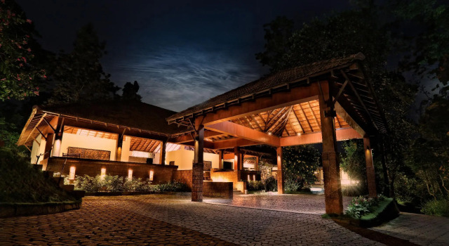 The Windflower Resort & Spa Vythiri, Забронировать Курортный отель СПА-отели штата Кералы, SPA-услуги