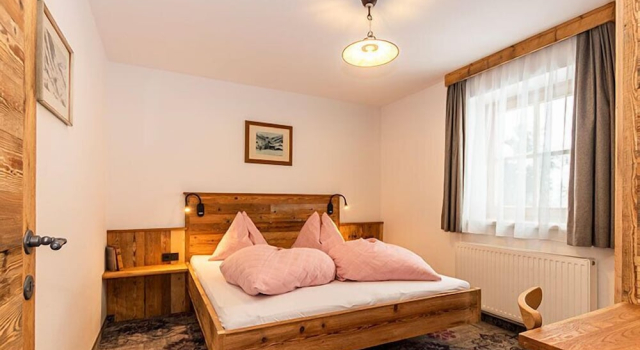 Люкс с балконом Pension Seighof - inklusive Bergbahnen im Sommer - regionales Frühstück - Sauna - Bergpanorama - Joker Card