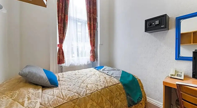 Номер Economy Upper Berkeley Hotel