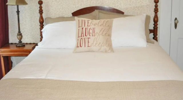 Номер Standard The Doctors Inn