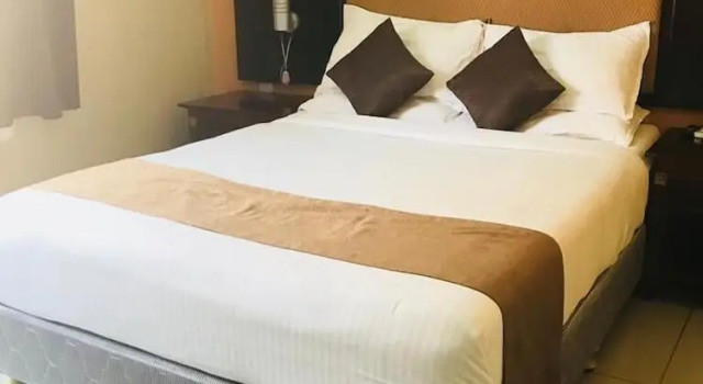 Standard Zimmer Riverside Hotel and Conference Centre