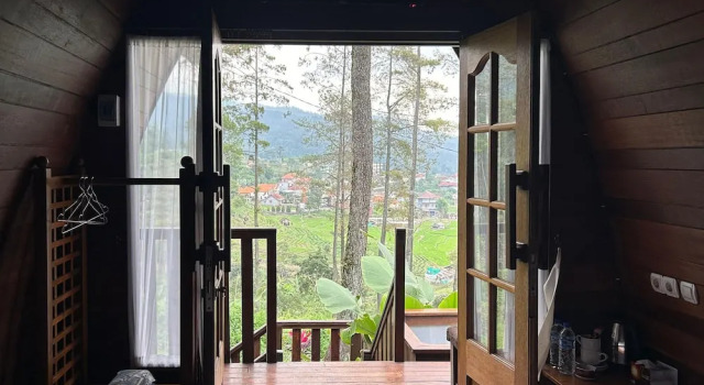 Camera Standard TwoSpaces Living at Welirang Resort Syariah
