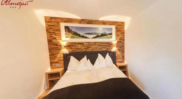 Almajur, Réserver Hôtel Hôtels à Rhine Valley avec parking, Parking