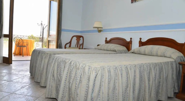 Трёхместный номер Standard Afrodite Boutique Hotel