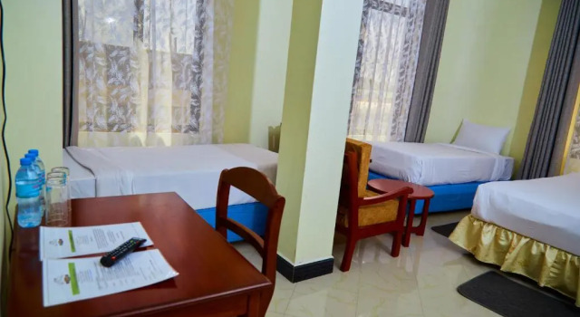 Трёхместный номер Standard KiliCrane Lodge