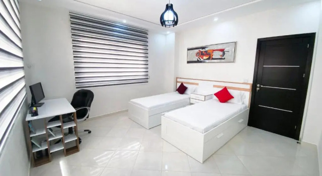 Luxurious apartment close to the sea
