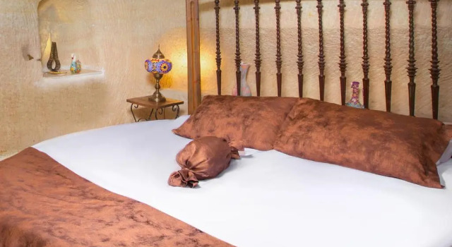 Полулюкс Romantic Cave Hotel