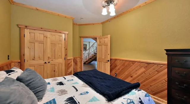 Osprey Lake Cabin, Book Hotel Hayward Wisconsin