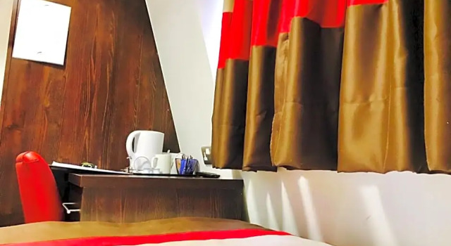 Номер Economy Royal Cambridge Hotel