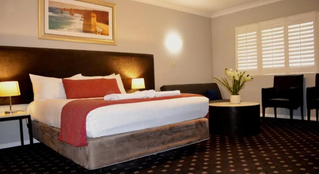 Двухместный номер Superior Ramada Hotel & Suites by Wyndham Cabramatta
