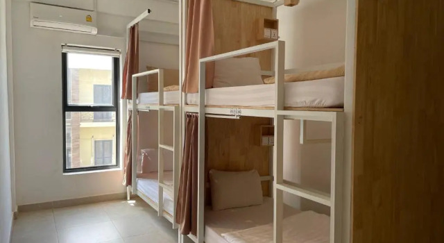 Кровать в общем номере Onederz Phnom Penh